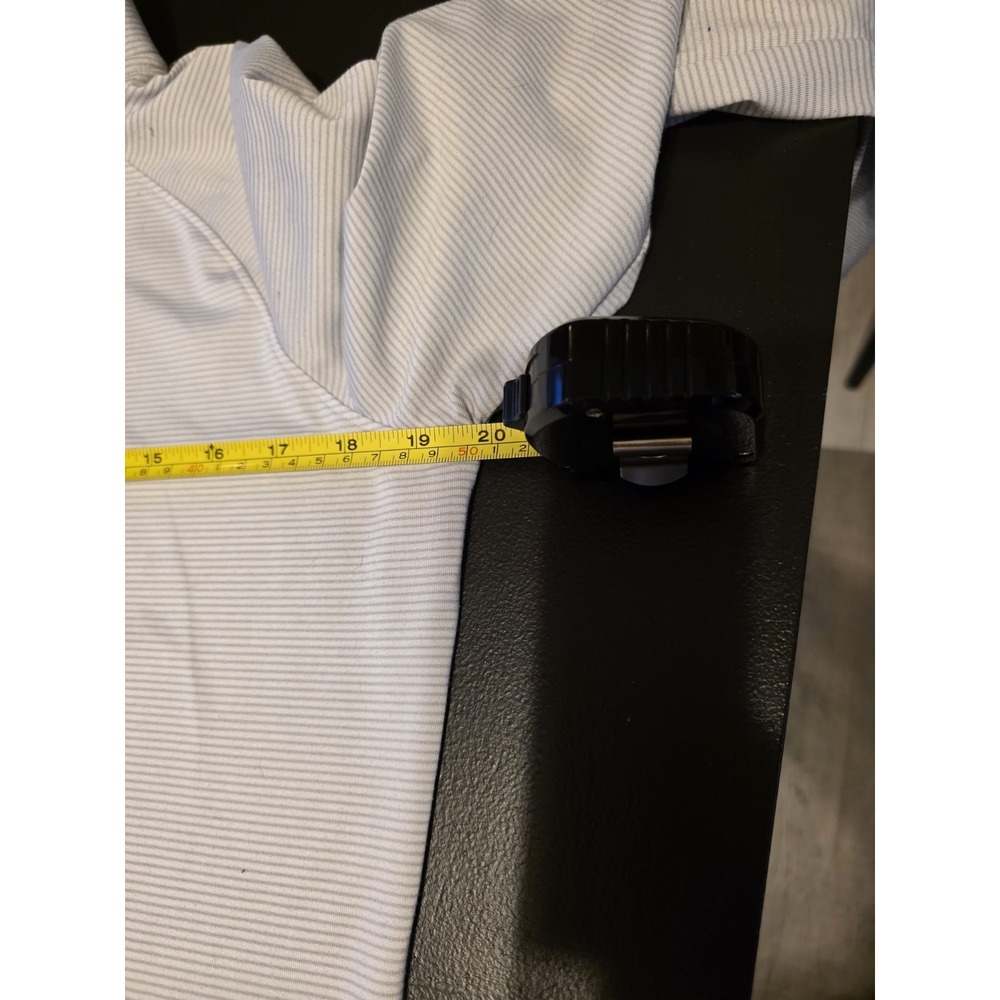 Under Armour Heatgear women Medium Loose Gray/white Stripe 1/4 Zip Gorp Athletic - Picture 4 of 5